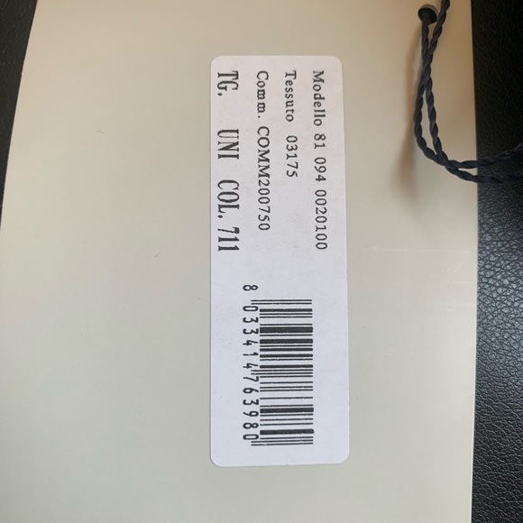 NWT Moncler Cap Baby Blue /White Onesize - Picture 8 of 11